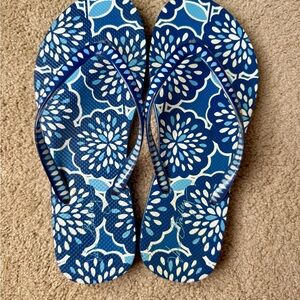 Vera Bradley Navy and Light Blue Floral Sandals
